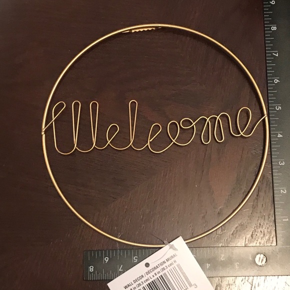 Round Gold “Welcome” Iron Wall Decor Sign, 8 in. - Picture 10 of 16